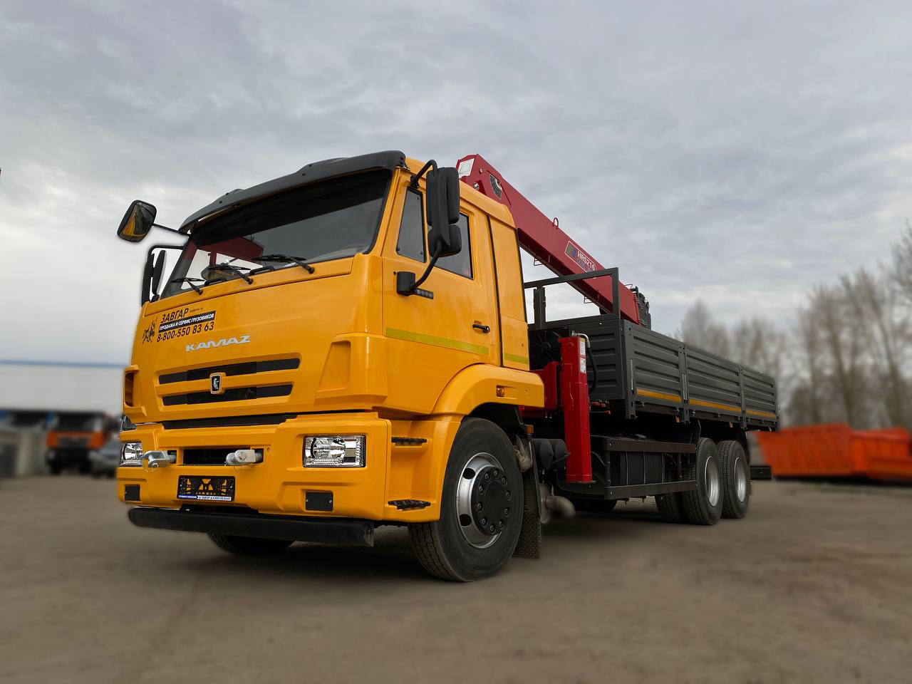 Бортовой КАМАЗ 65117 с КМУ HORYONG HRS216